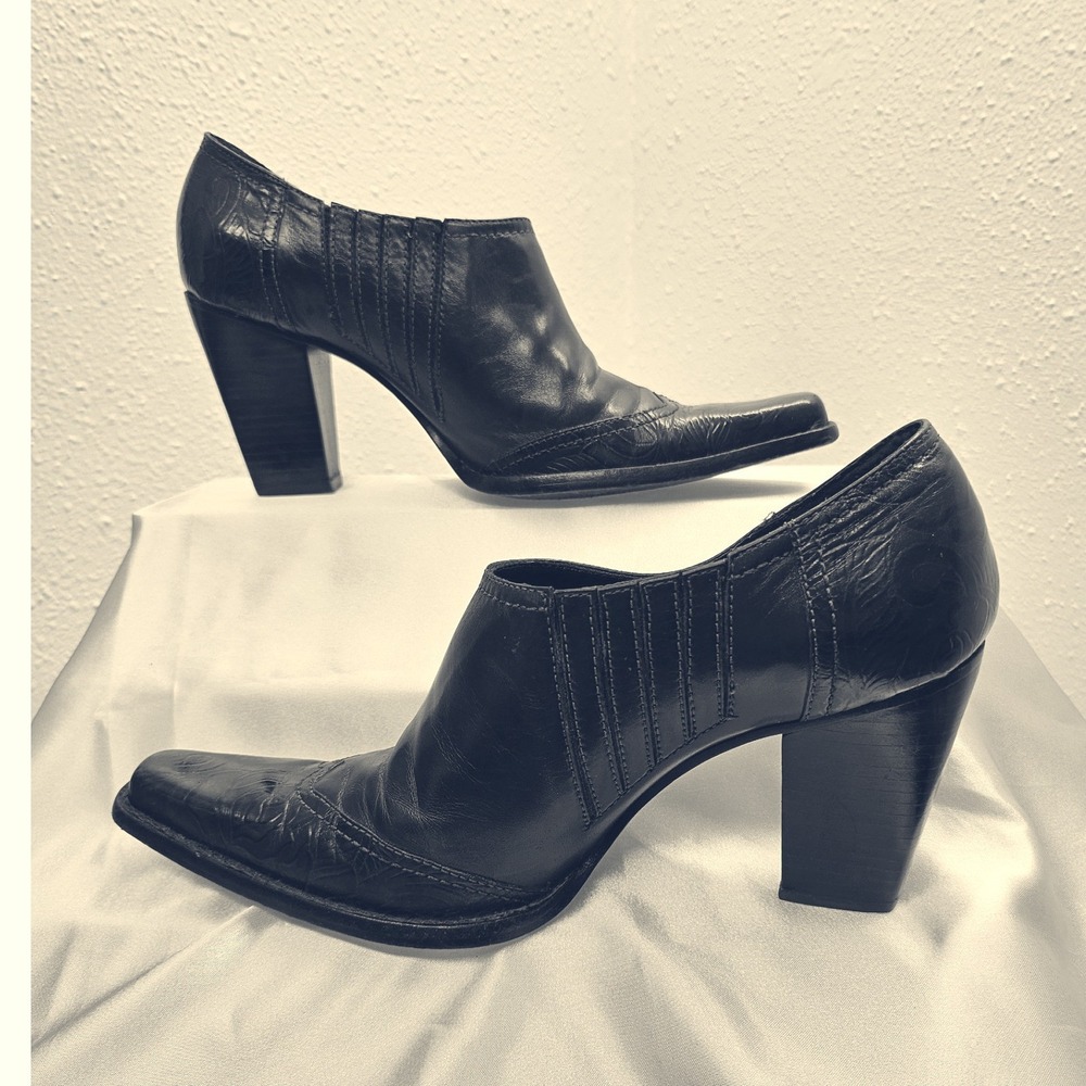 Antonio Melani Women's 7.5 Brown Leather Western Inspired Square Toe Block Heel